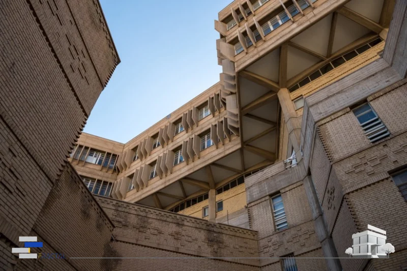 دانشگاه شیراز نمونه ای از معماری بروتالیسم در ایران